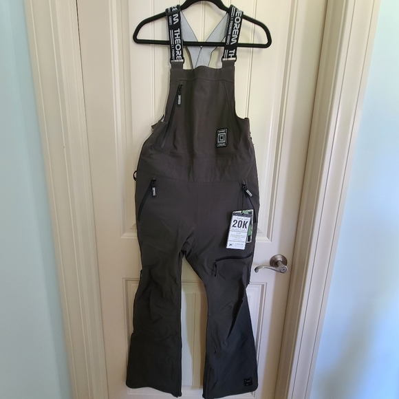 NWT L1 SAO Women's Small Raven Bibs - Picture 1 of 12